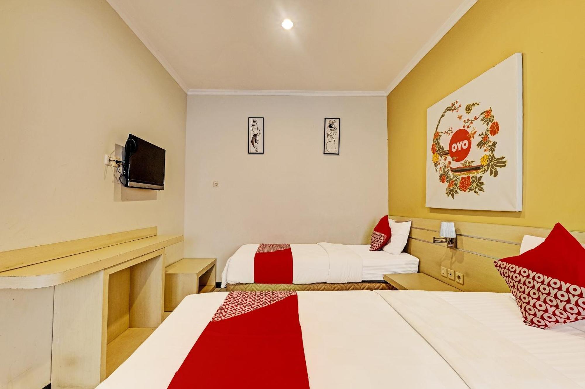 Sky Guesthouse Семаранг Экстерьер фото