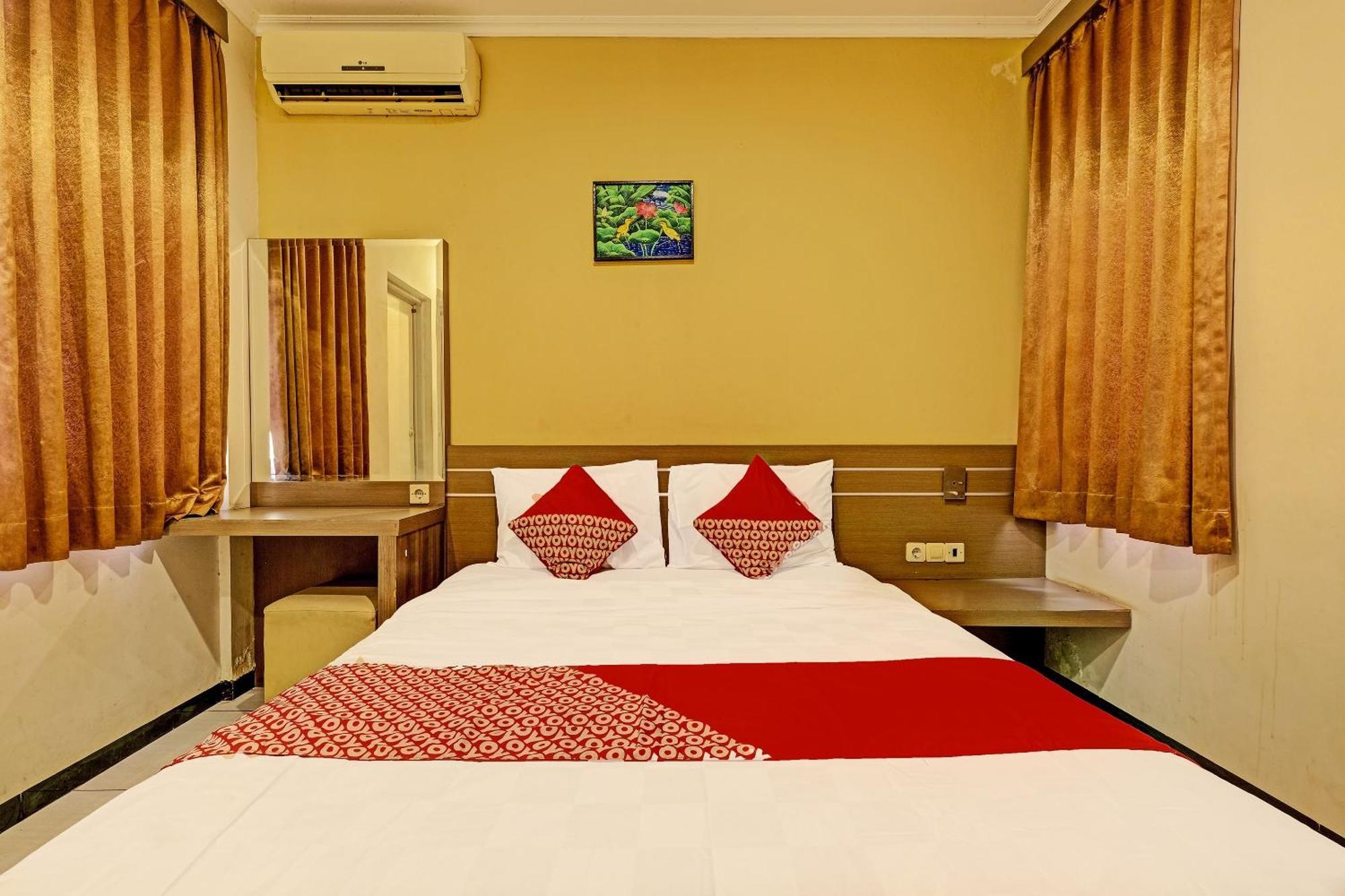 Sky Guesthouse Семаранг Экстерьер фото