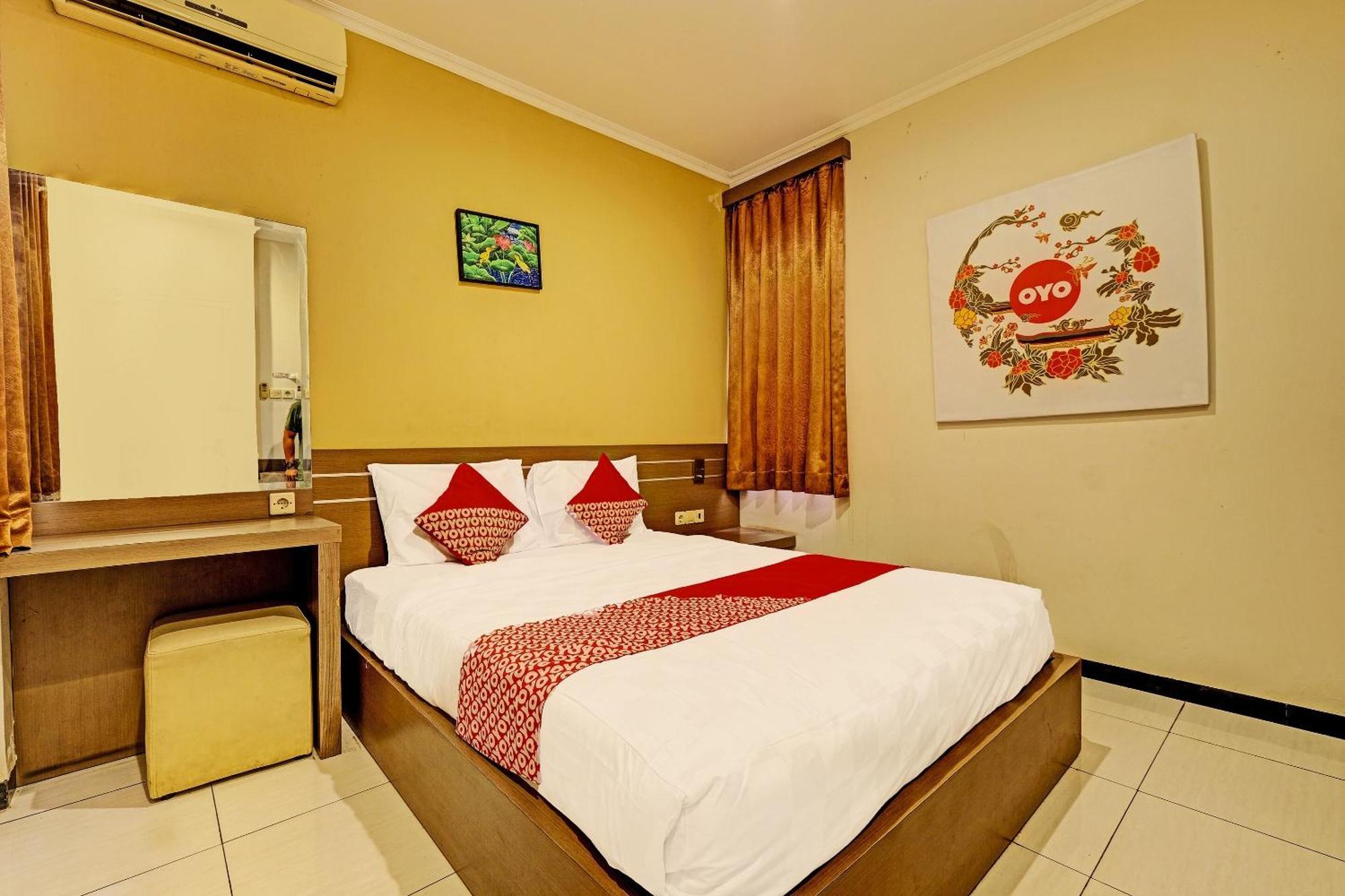 Sky Guesthouse Семаранг Экстерьер фото