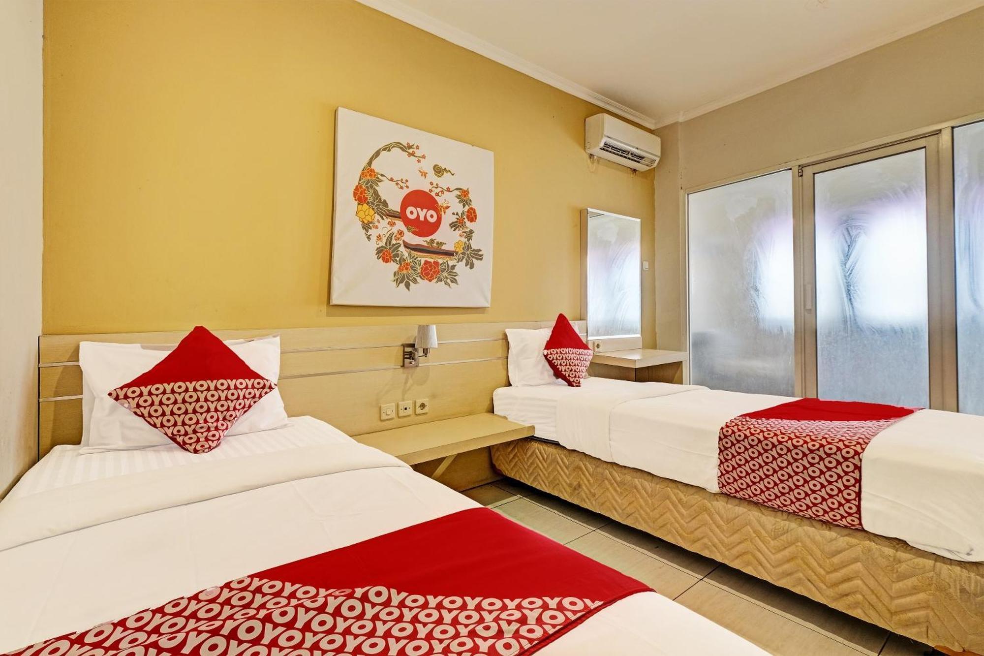 Sky Guesthouse Семаранг Экстерьер фото